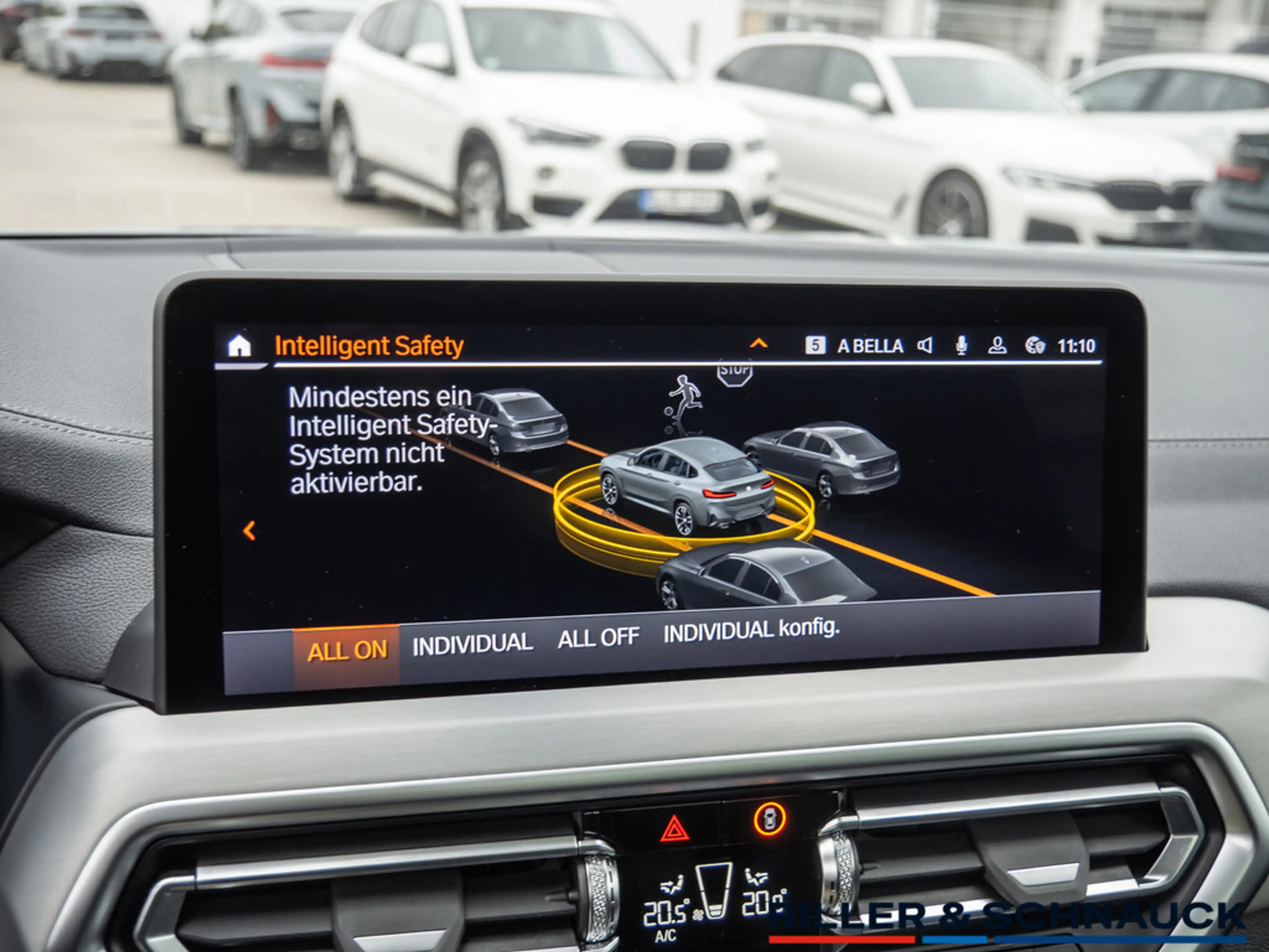 BMW X4 M 40d HUD STANDHZ PANO LASER 360° MEMORY — photo 13