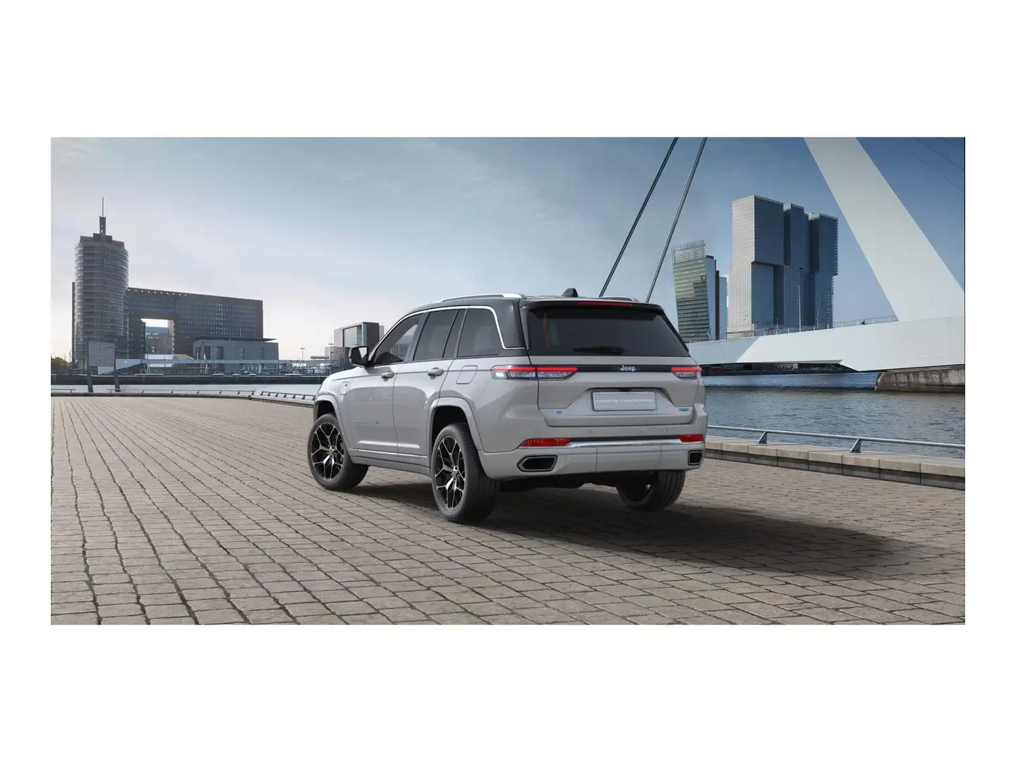 Jeep Grand Cherokee Summit Reserve Automaat Gris - 2