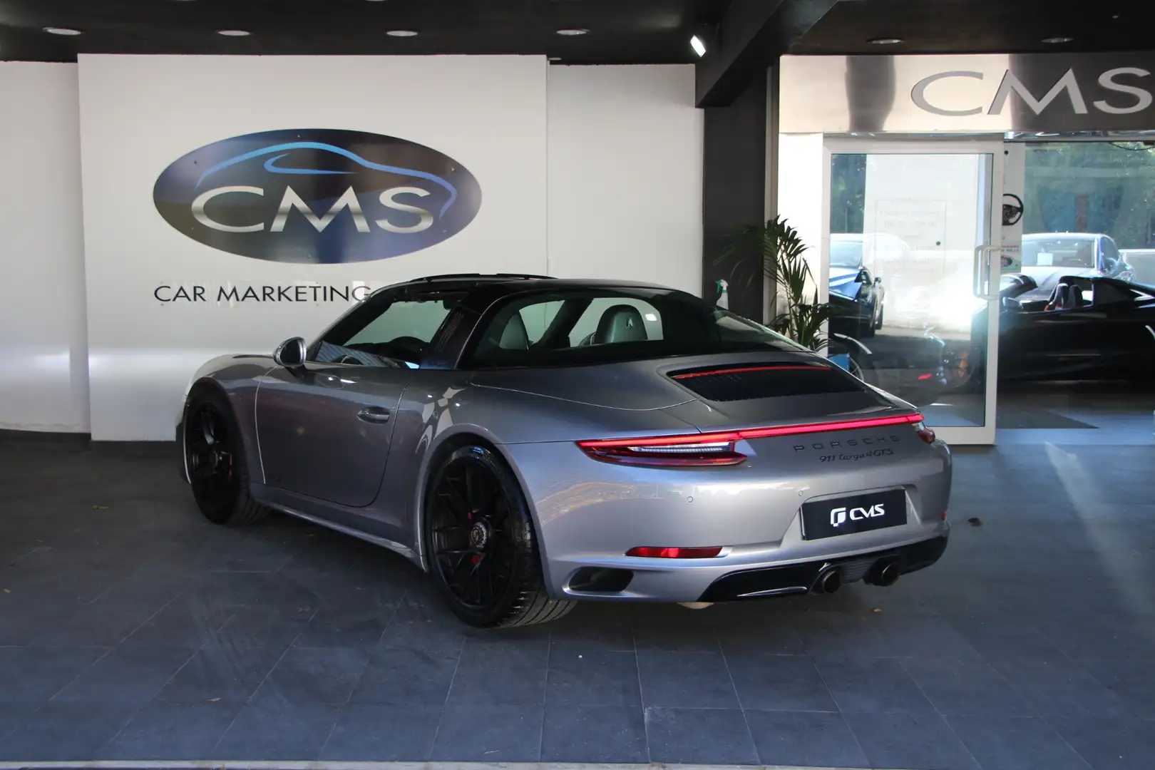 Porsche Targa 991 (2) 4 3.0 450 GTS PDK Plateado - 2