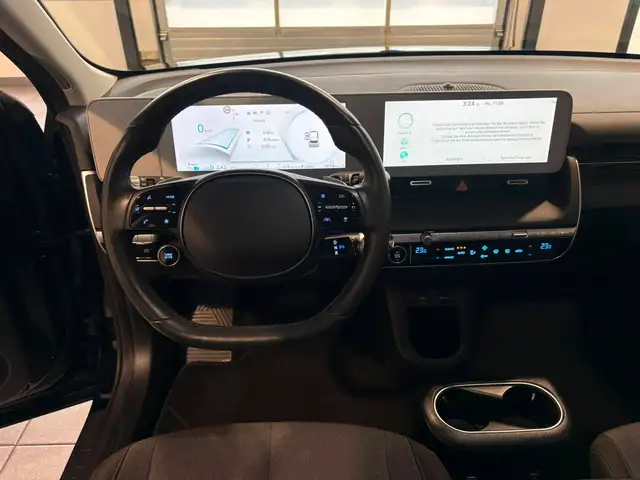 Hyundai Ioniq 5 view 9