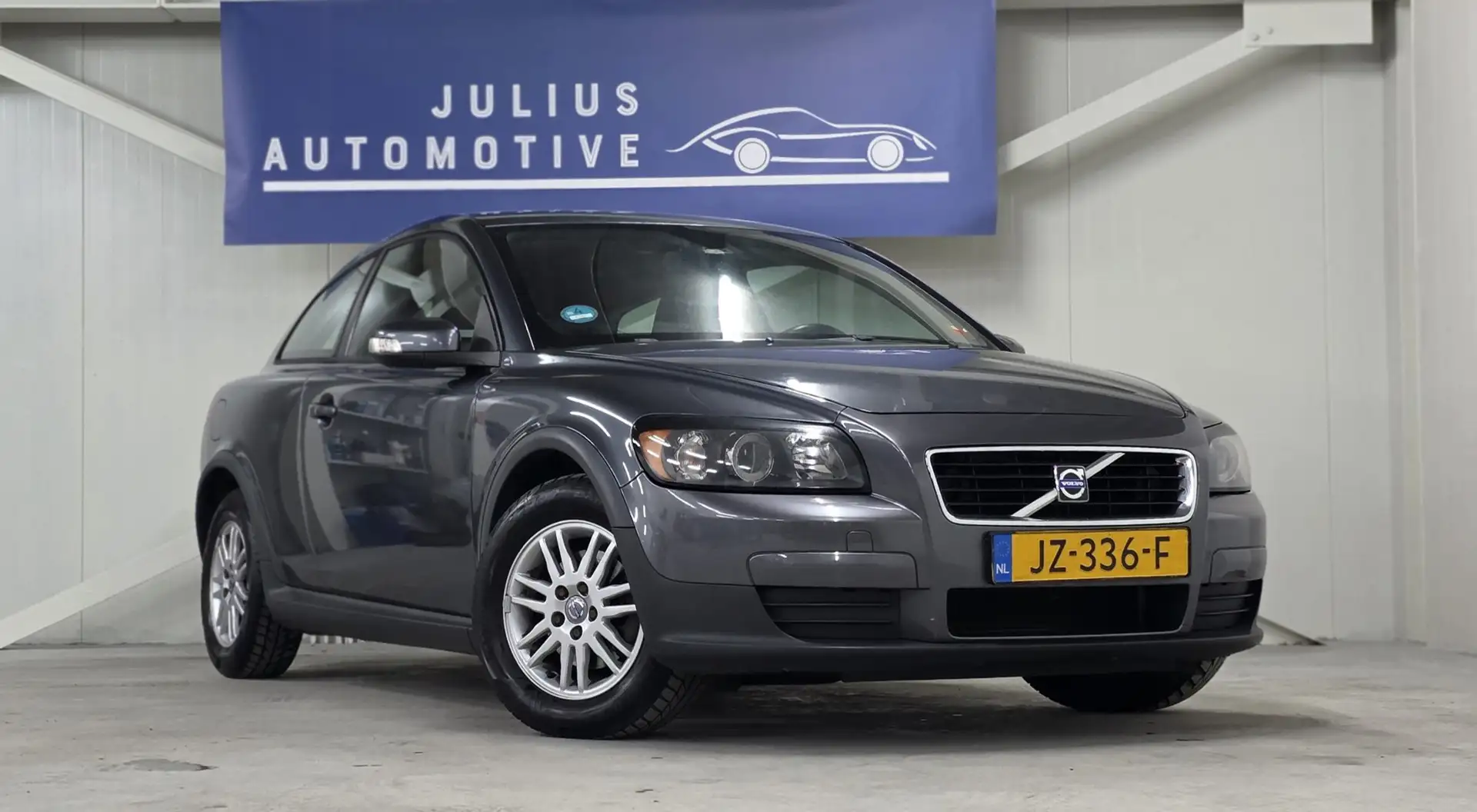 Volvo C30 1.8 Sport Stapel Facturen Nieuwe Remmen Mooi! Grijs - 2