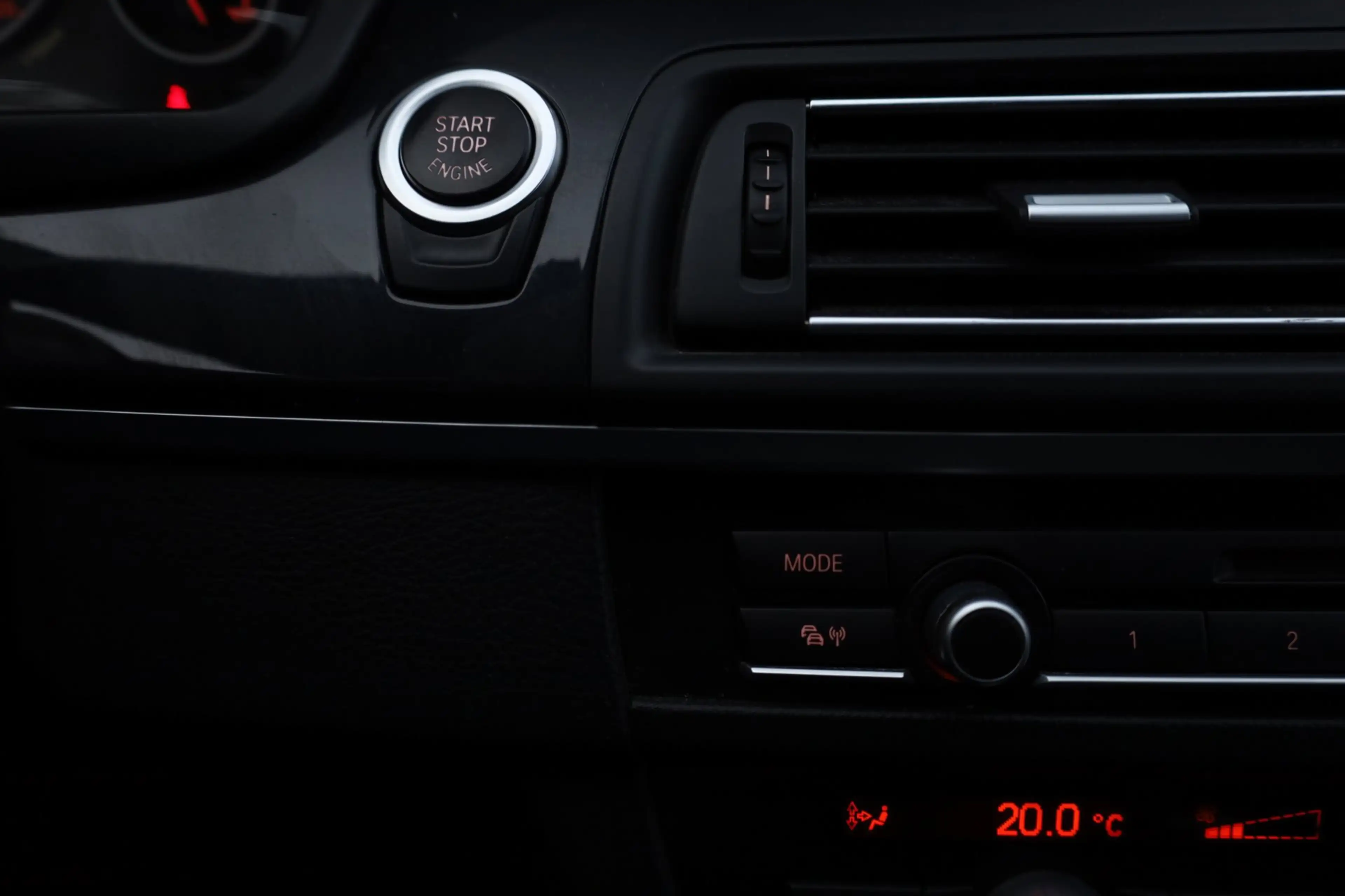 BMW 530 5-serie Touring 530i High Executive Aut. | NAP | G — photo 21
