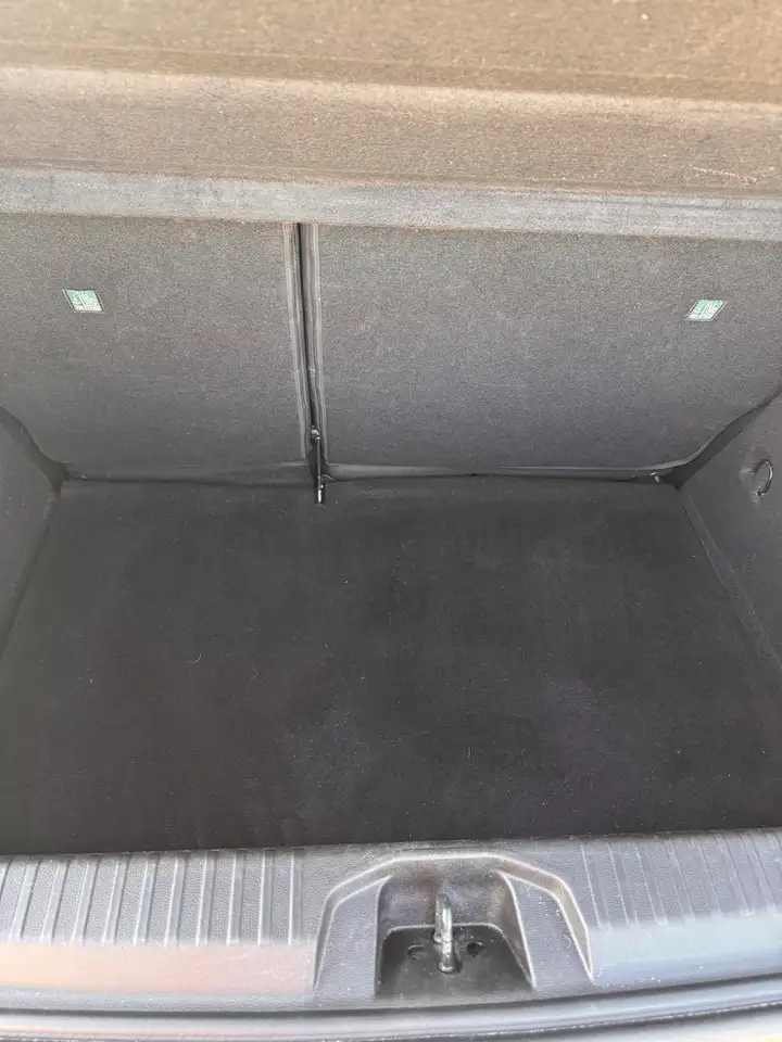 Renault Clio Citadine 3 portes — photo 20