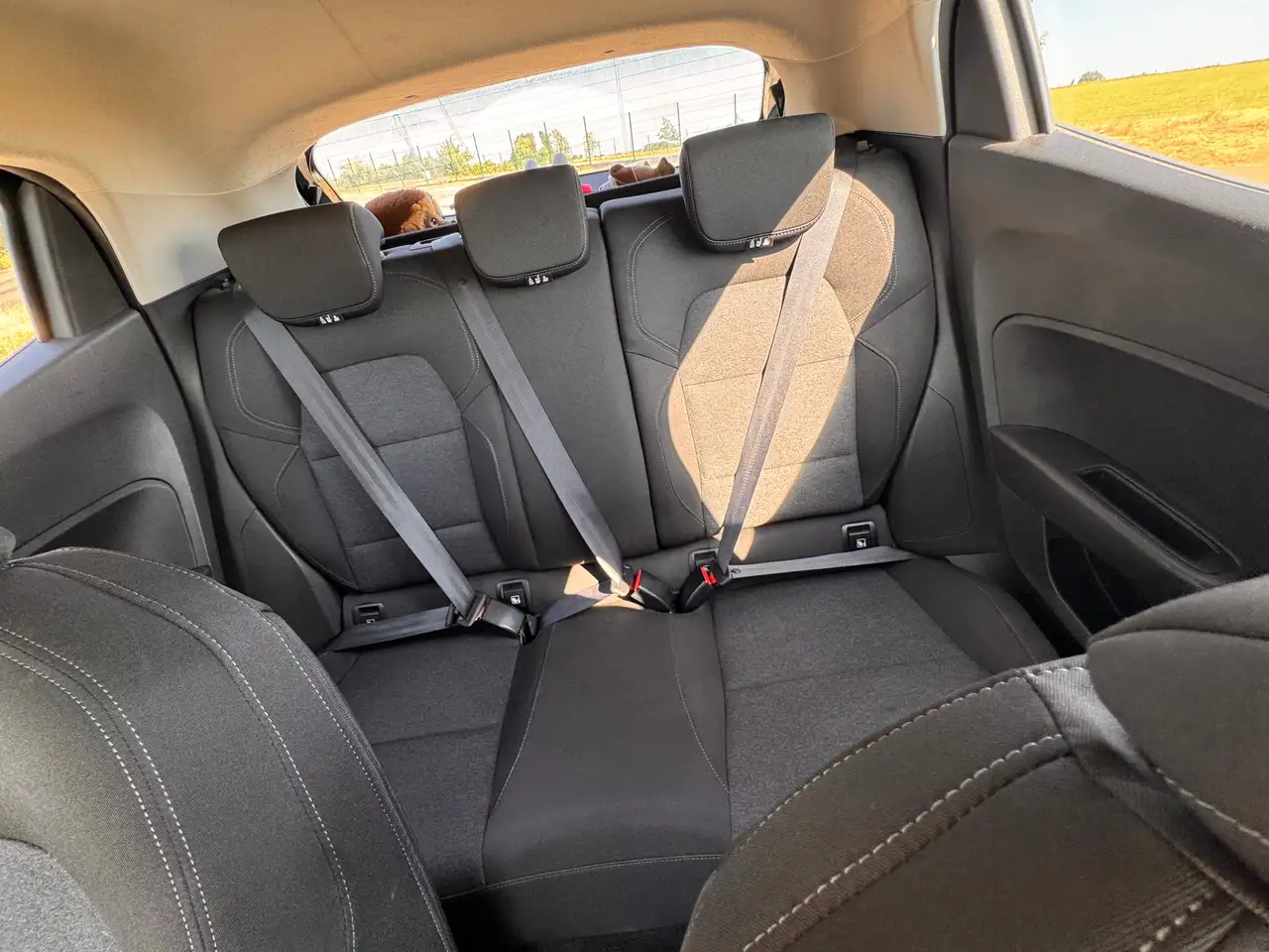 Renault Clio Citadine 3 portes — photo 9
