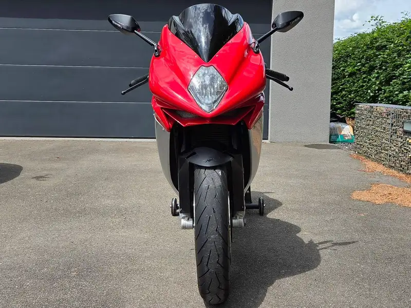 MV Agusta F3 - foto 5