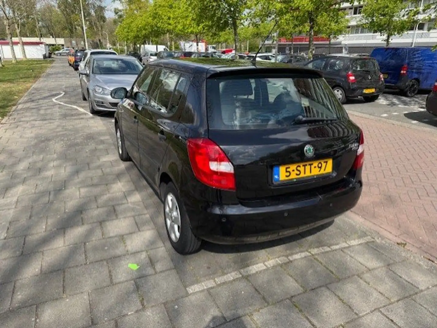 Skoda Fabia Fabia 1.2-12V Comfort Zwart - 2