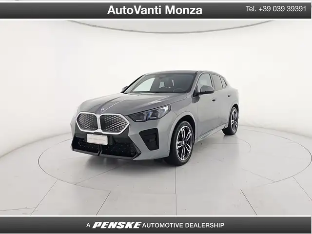 BMW iX2 eDrive 20 M Sport