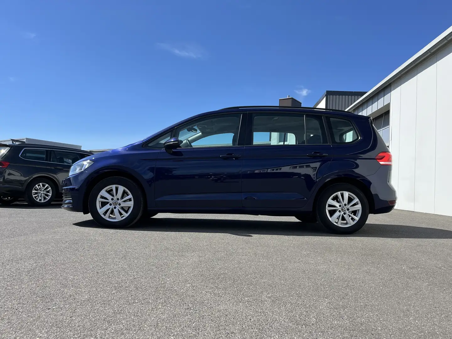 Volkswagen Touran 2.0 TDI Comfortline 125€ m. 20% Anzahlung DAB Na Bleu - 2