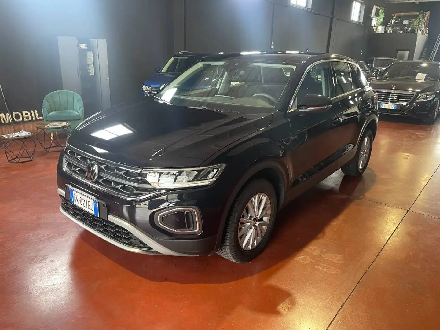 Volkswagen T-Roc 2.0 tdi Style 115cv PDC Nero - 1