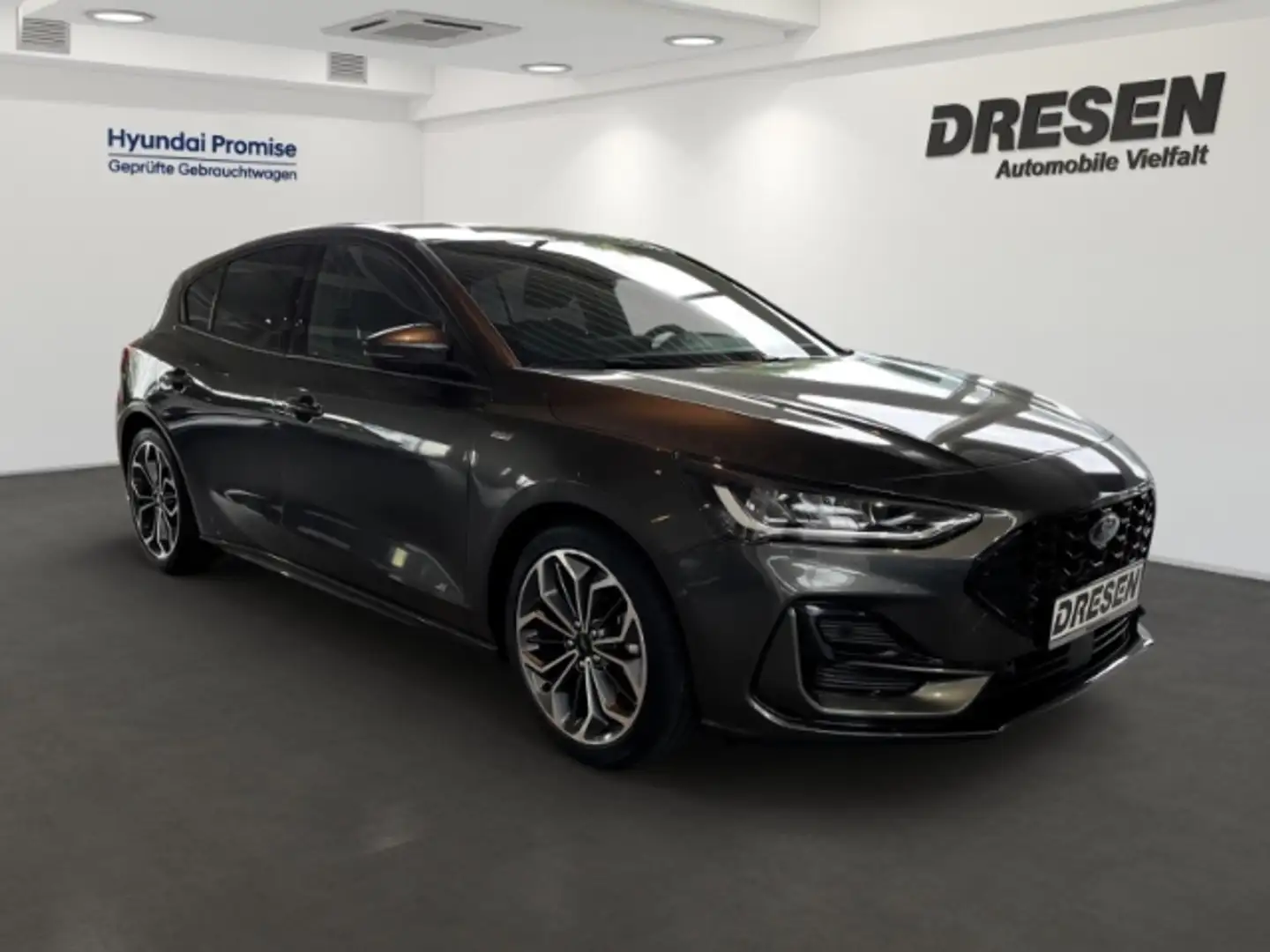 Ford Focus Mild-Hybrid 1.0 EcoBoost ST-Line X+Carplay+Lenkrad Grigio - 2