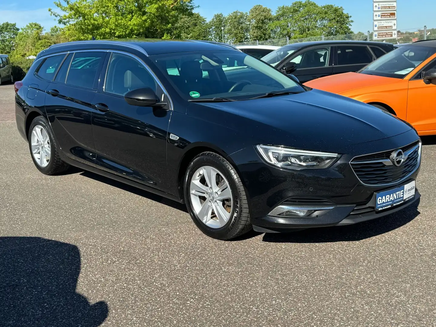 Opel Insignia B Sports Tourer Business TÜV/HU/NEU Noir - 2
