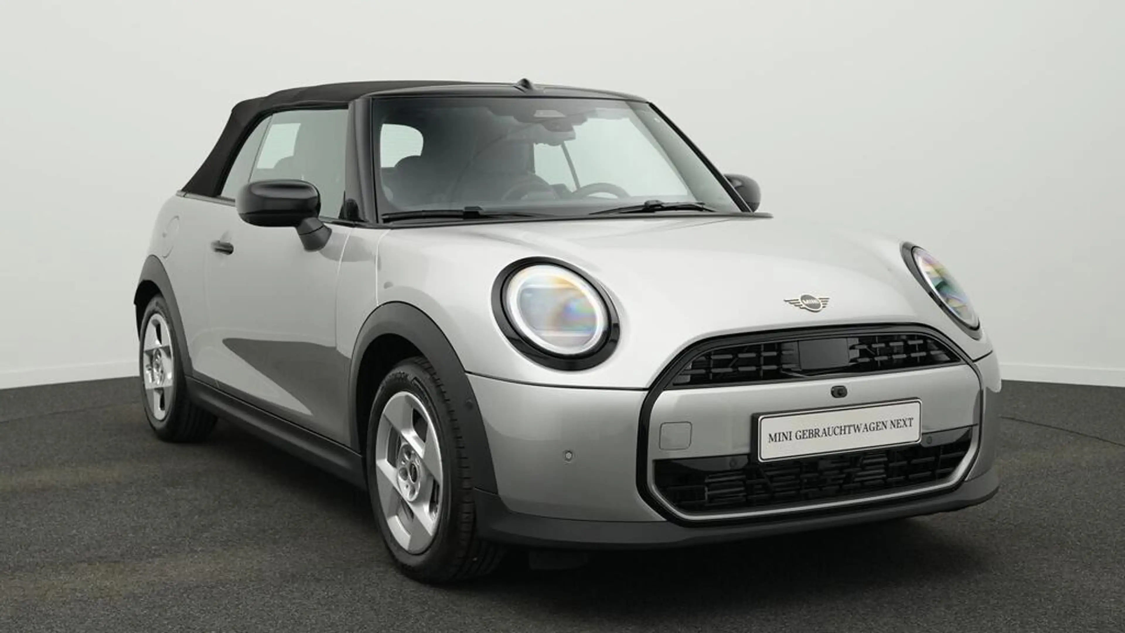 MINI Cooper C Cabrio Classic Trim — photo 15