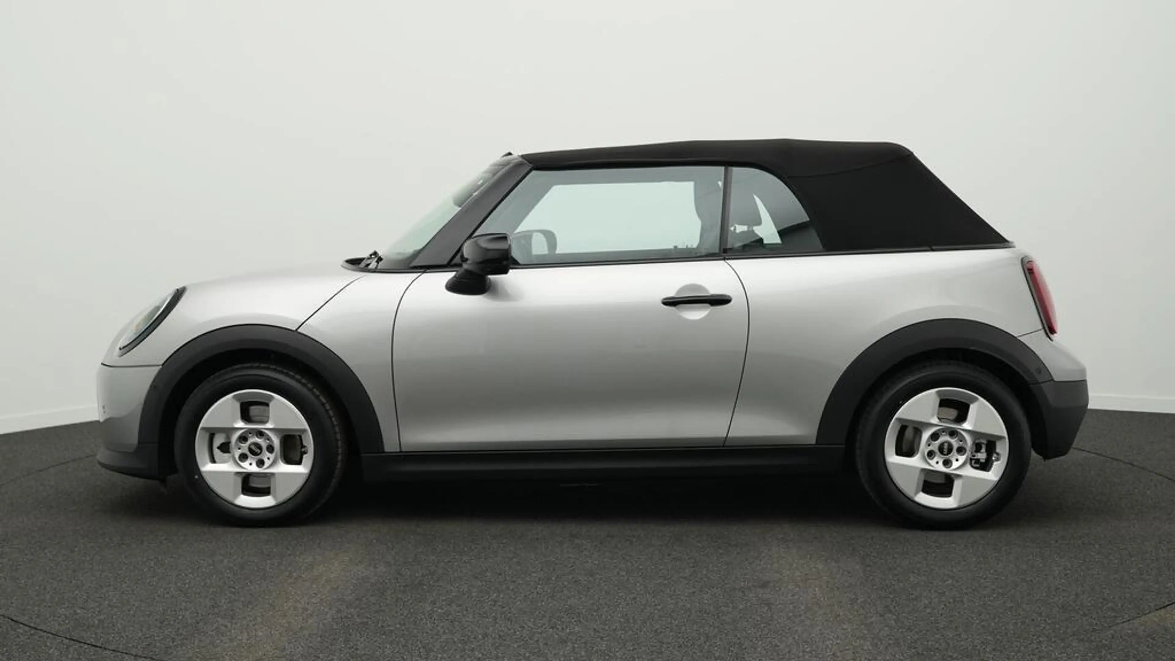 MINI Cooper C Cabrio Classic Trim — photo 3