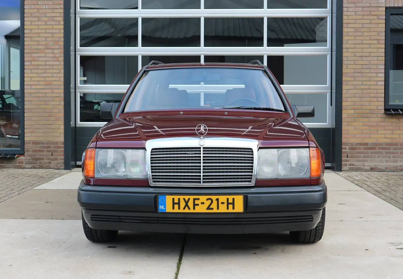 Mercedes-Benz 500 200-500 (W124) Combi 200 T Airco Topconditie maart Rood - 2