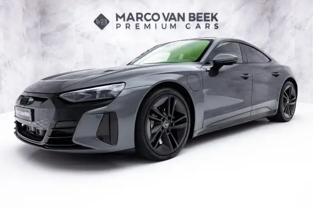 Audi RS e-tron GT 93 kWh | Achterassturing | Carbonpakket | Stoelven