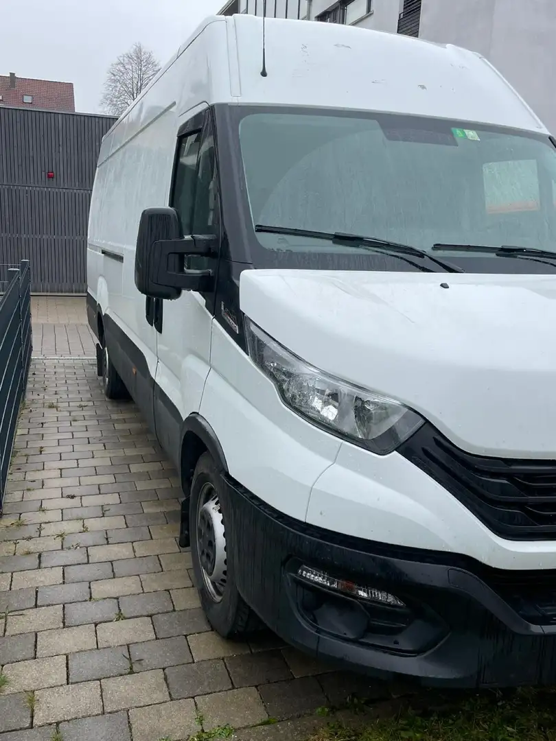 Iveco Daily 35-180 Weiß - 2