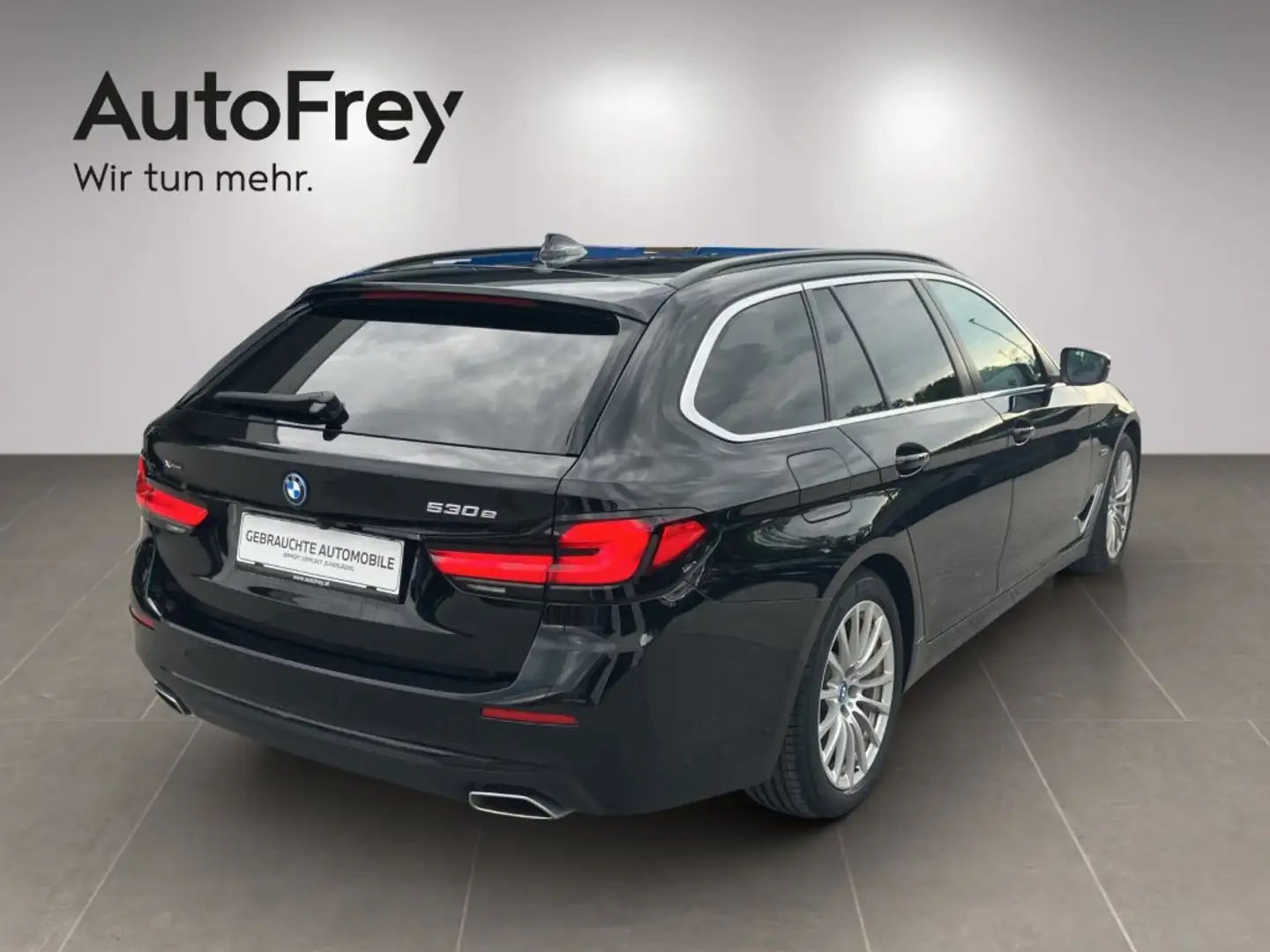 BMW 530 530e xDrive Zwart - 2
