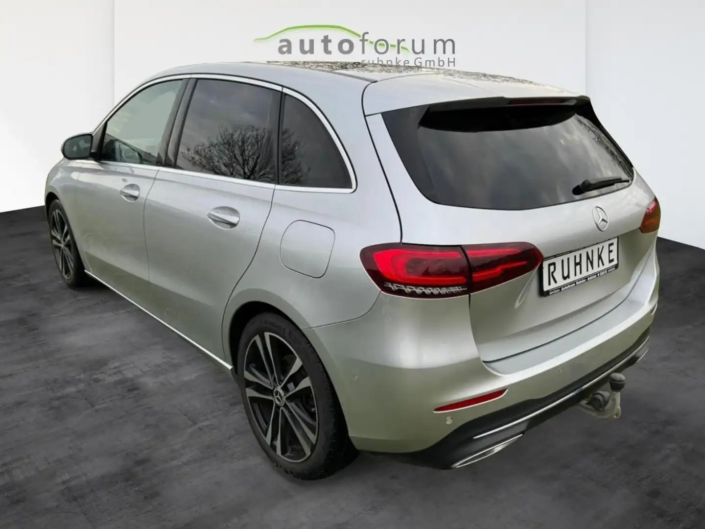 Mercedes-Benz B 200 d Progressive 150 PS Silber - 2