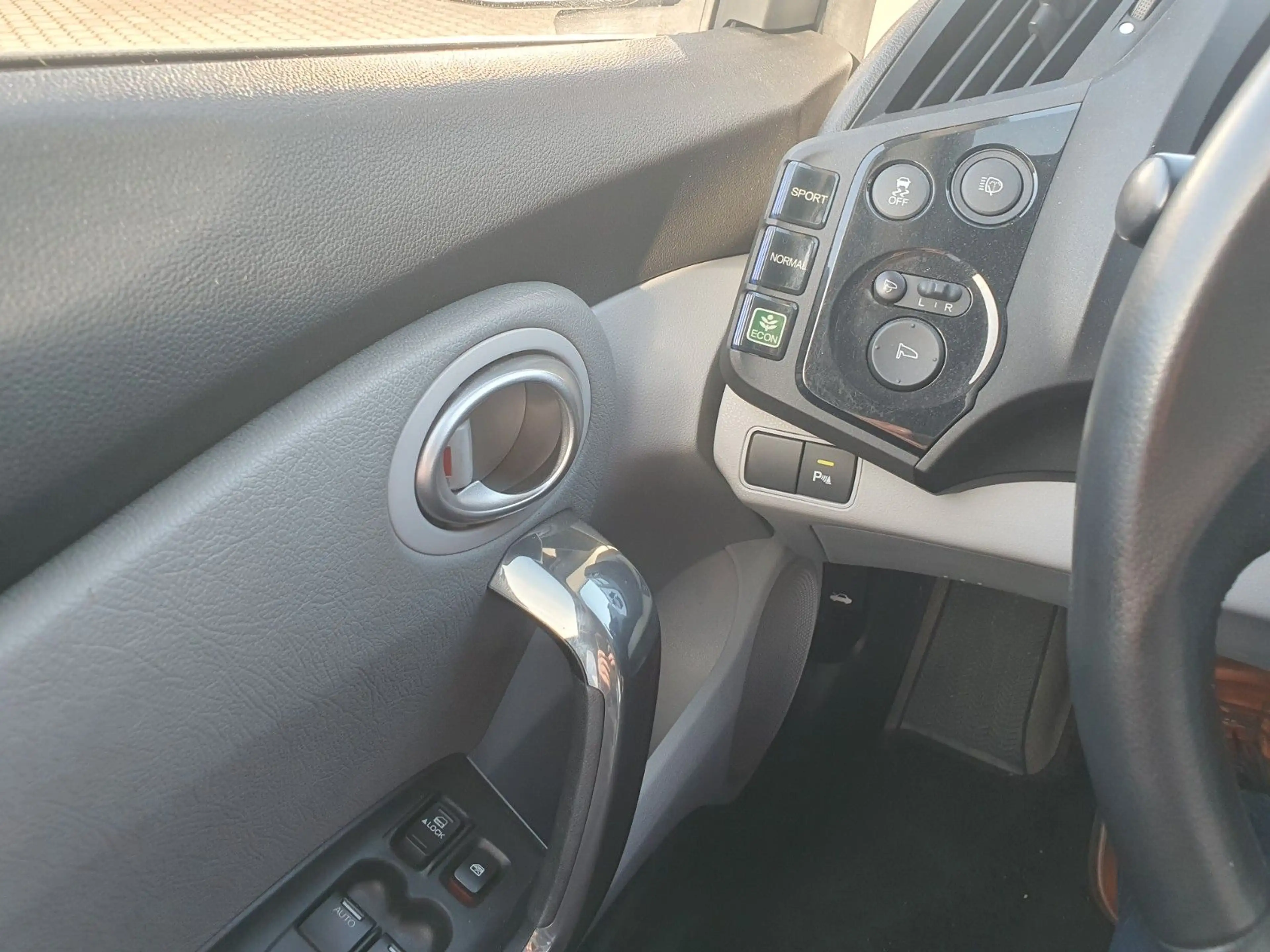 Honda CR-Z 1,5 GT "Leder, XENON" — photo 6