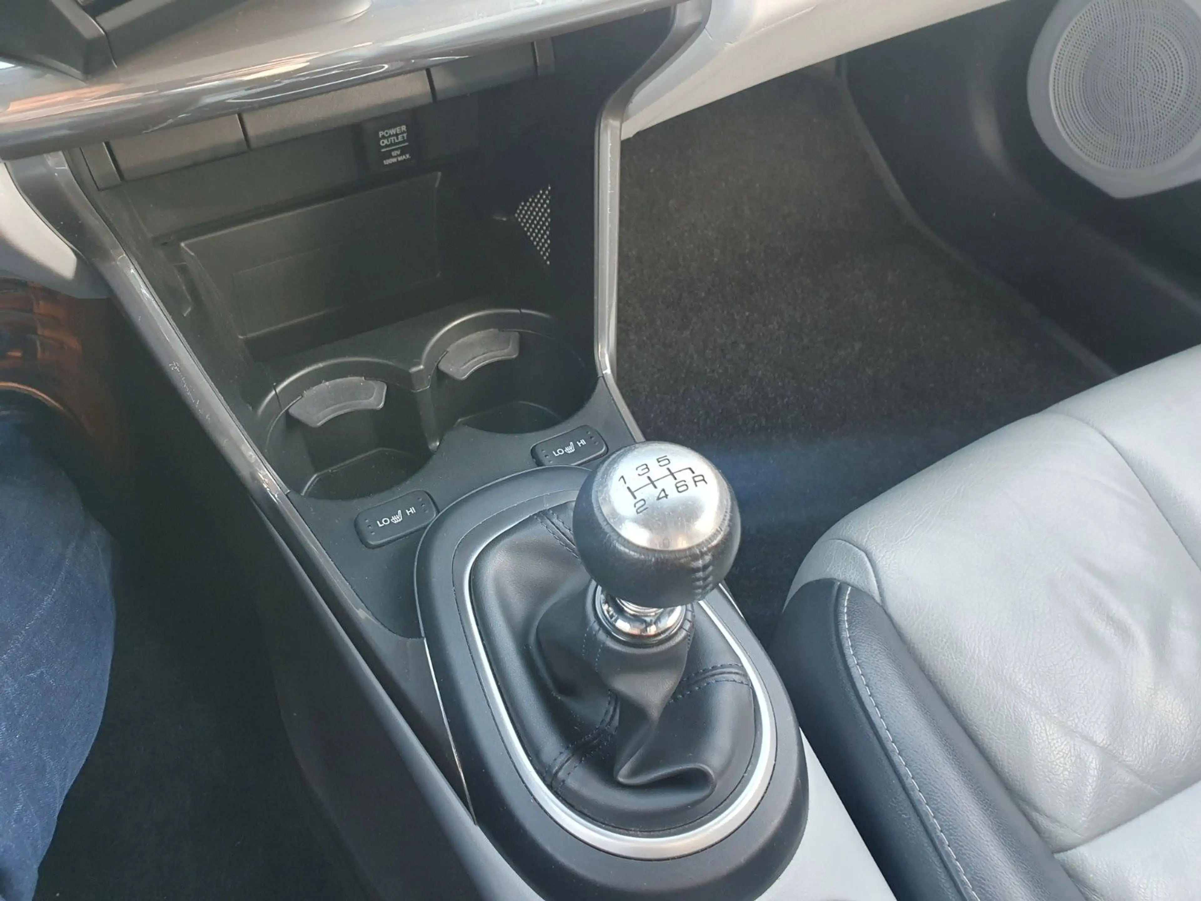 Honda CR-Z 1,5 GT "Leder, XENON" — photo 4