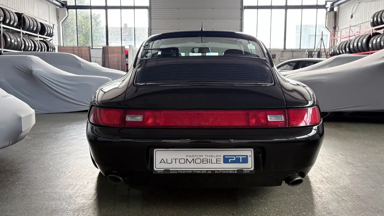 Porsche 993 Carrera 4 Coupé, deutsches Auto, foto 6