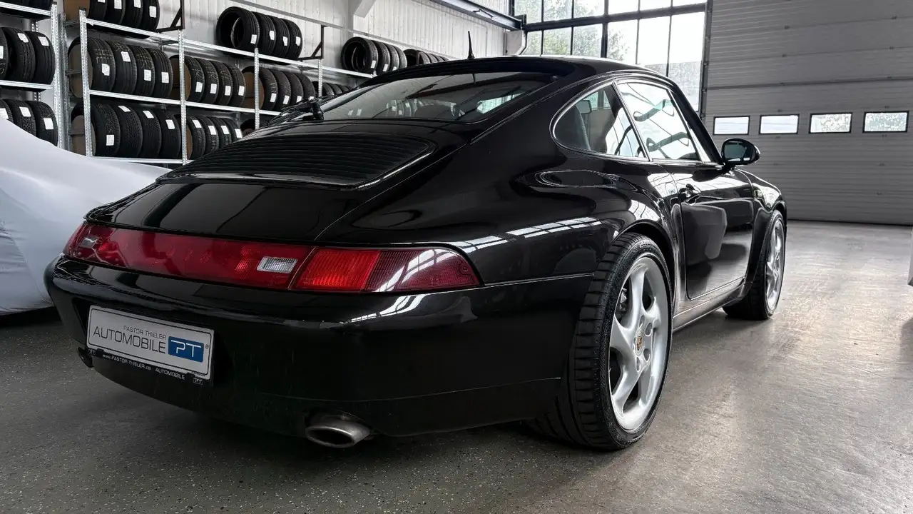 Porsche 993 Carrera 4 Coupé, deutsches Auto, foto 7