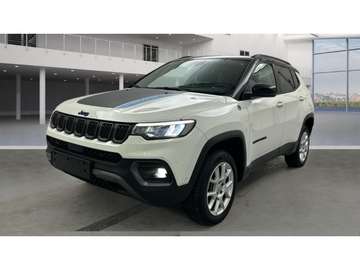 Trailhawk Plug-In Hybrid 4WD Kamera Navi