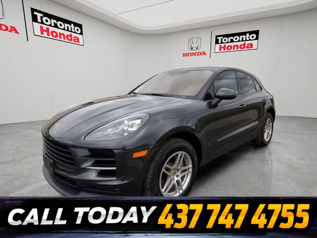 Porsche Macan photo Porsche Macan