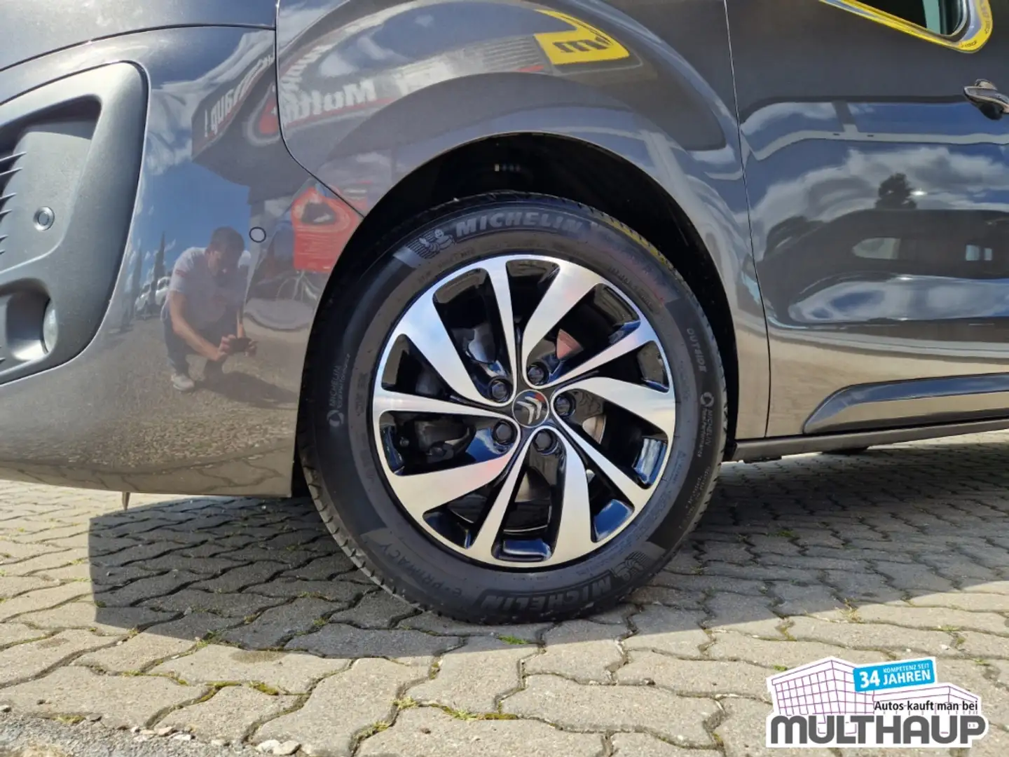 Citroen Spacetourer Feel M 2.0 BlueHDi 180 EAT8 Gris - 2