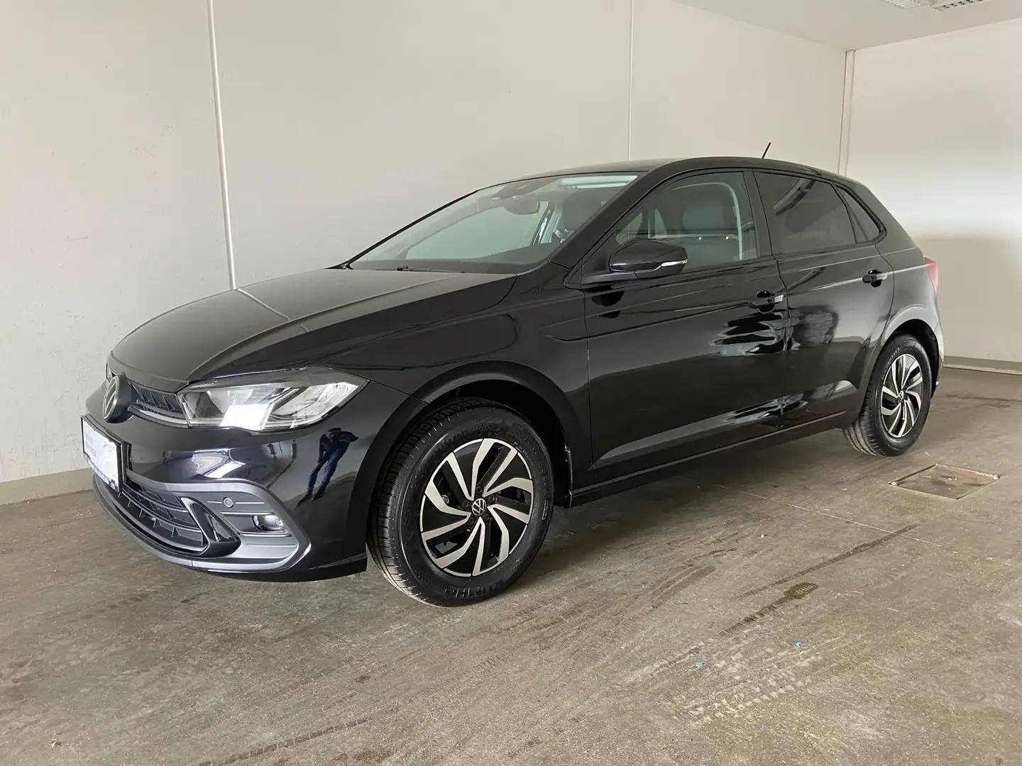 Volkswagen Polo 4Me TSI Schwarz - 1