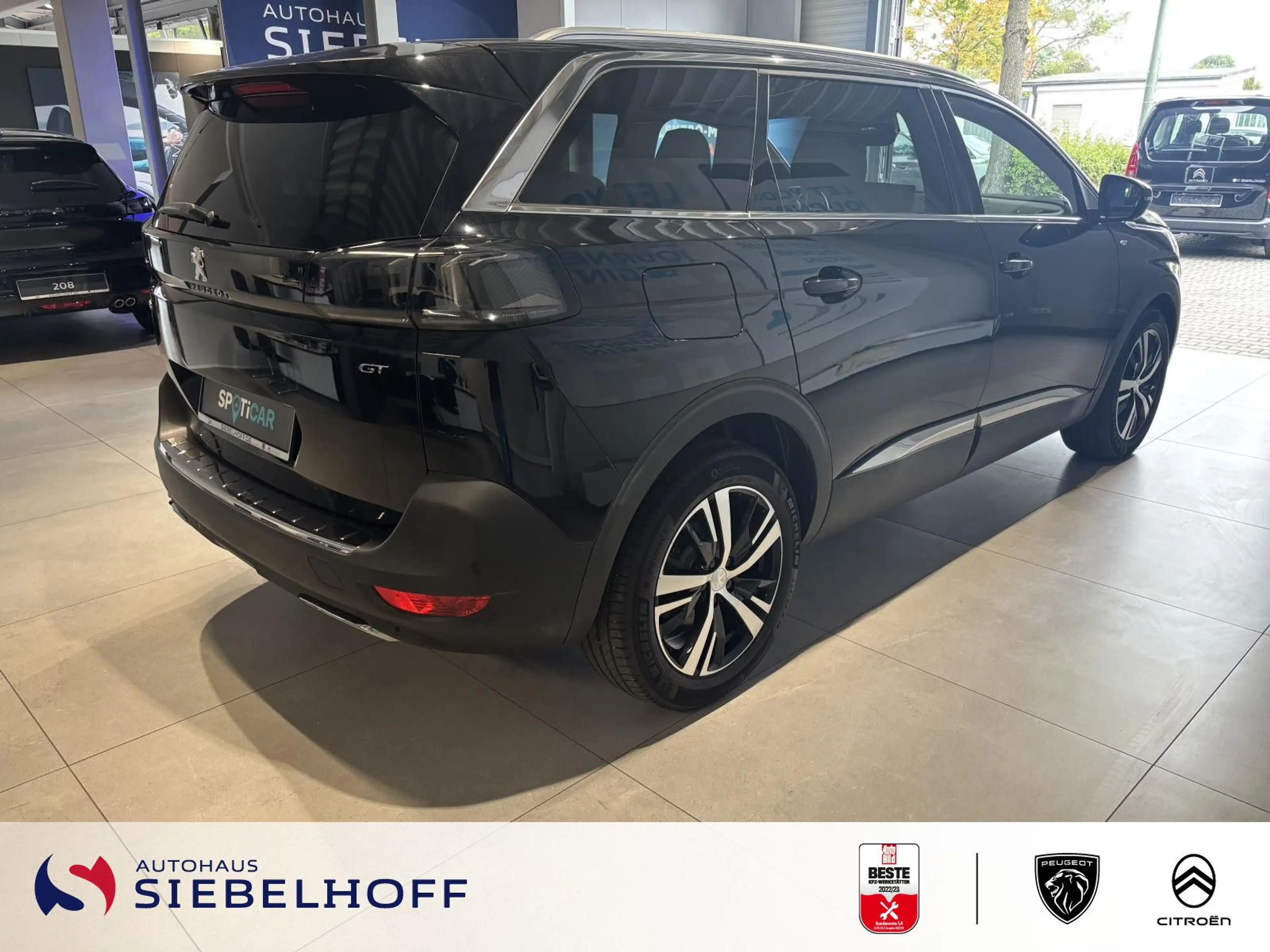 Peugeot 5008 GT Hybrid 136 e-DSC6 — photo 5