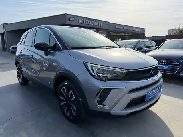 Opel Crossland view 3