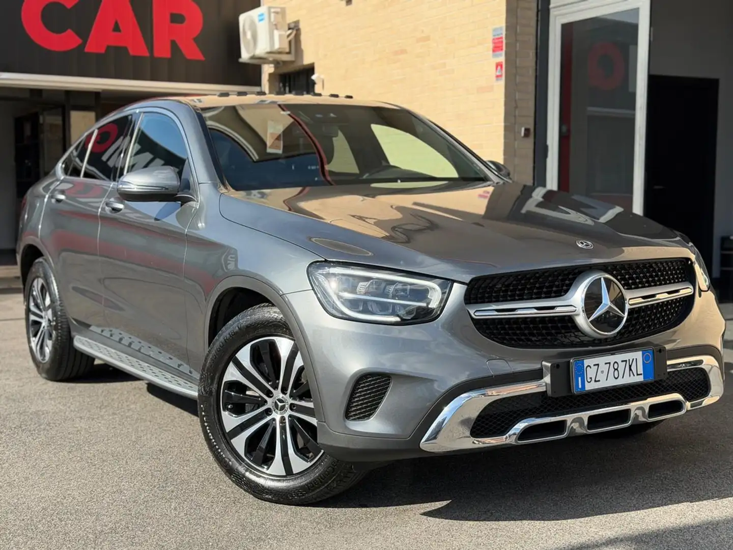 Mercedes-Benz GLC 200 d 4Matic Coupé Executive (TETTO) Grigio - 1