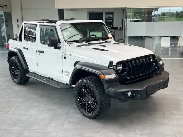 Jeep Wrangler UNLIMITED SPORT HARDTOP*LICHTE VRACHT