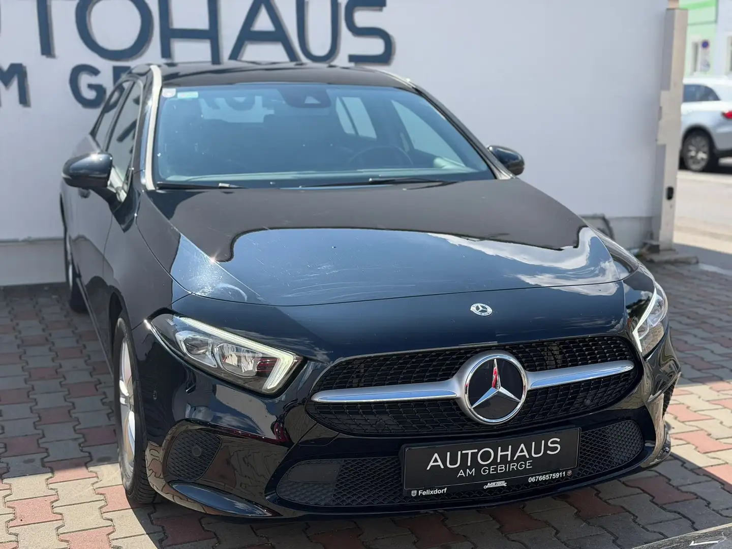 Mercedes-Benz A 180 A 180 d (177.003) Schwarz - 2