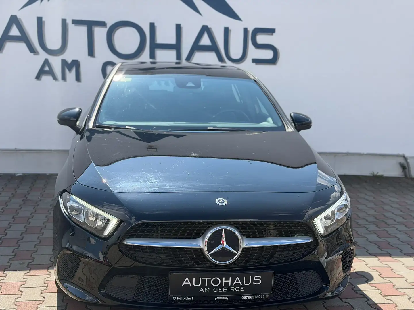 Mercedes-Benz A 180 A 180 d (177.003) Schwarz - 1