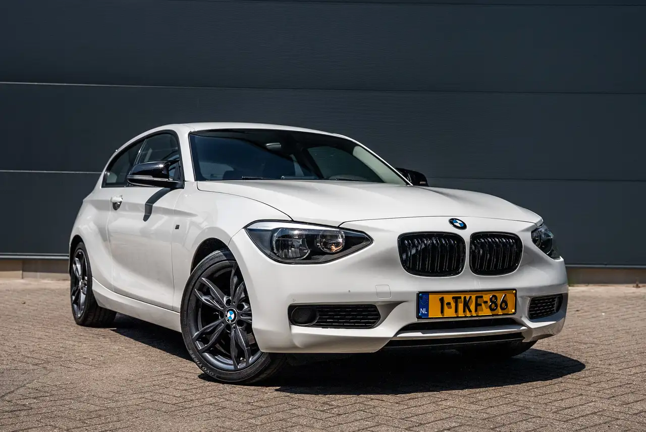 BMW 114