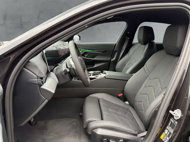 BMW I5 view 8
