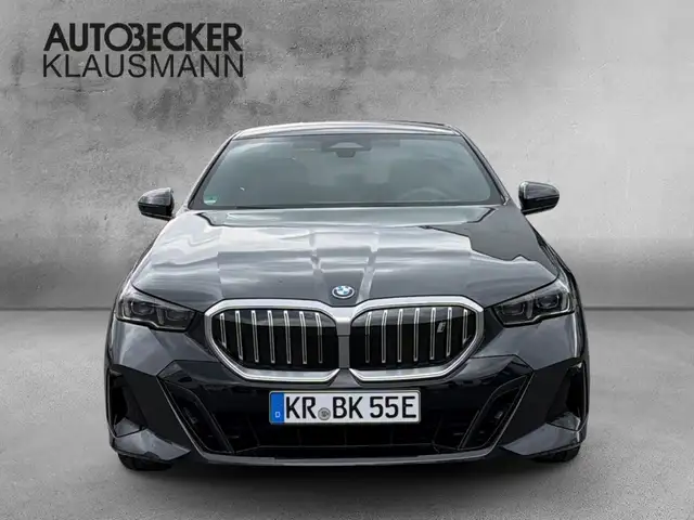 BMW I5 view 5