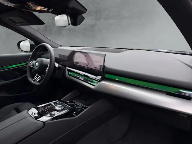 BMW I5 view 12