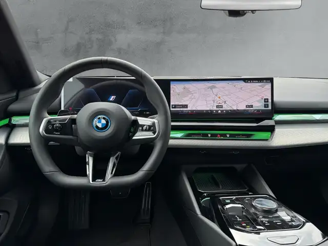 BMW I5 view 10