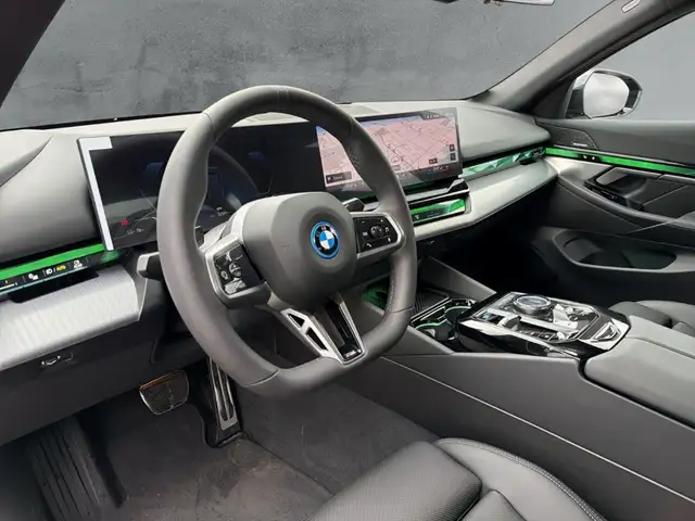 BMW I5 view 9