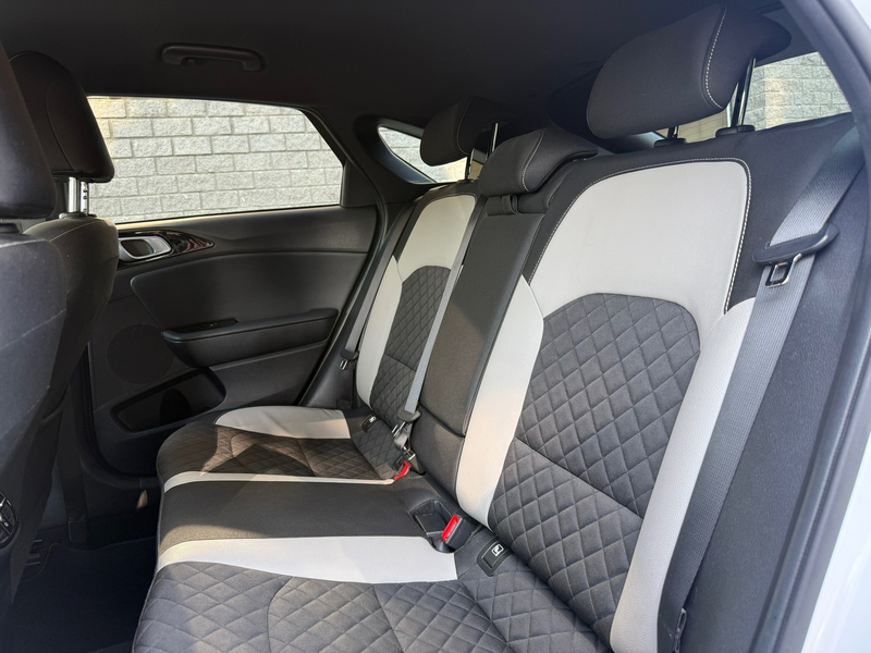 Kia ProCeed / pro_cee'd 1.0 T-GDI GT-Line Edition | Camera | Full LED | Ap — photo 7