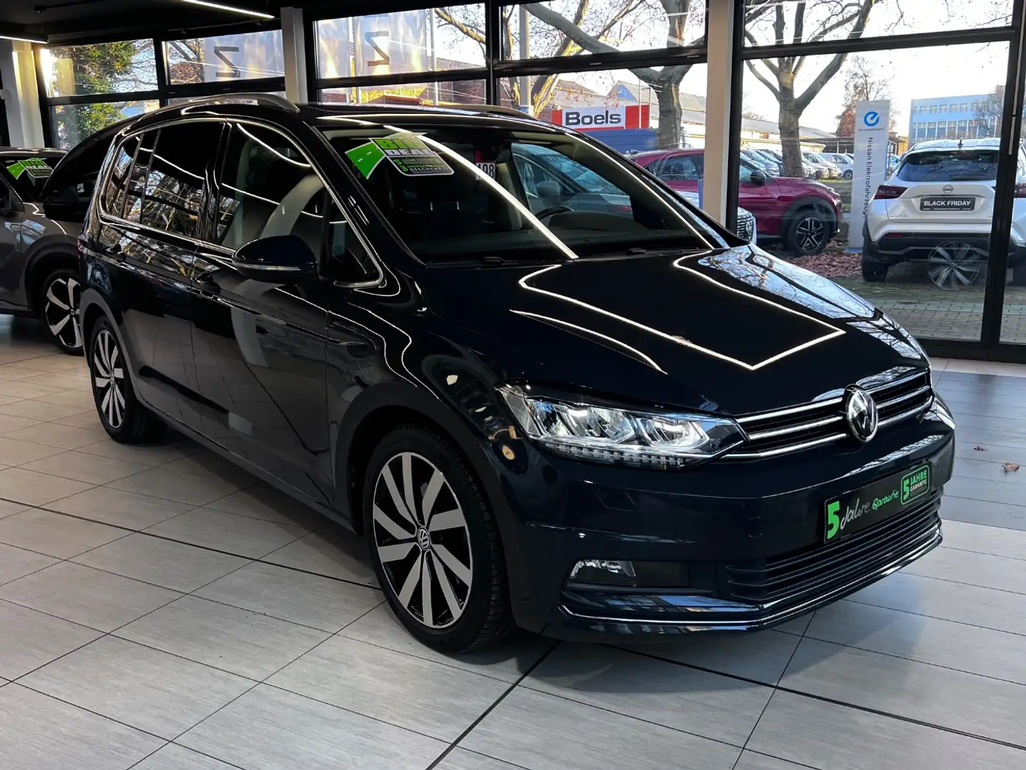 Volkswagen Touran 2.0 TDI Highline LED+SRK&WKR+Pano+ACC+Navi Gris - 2