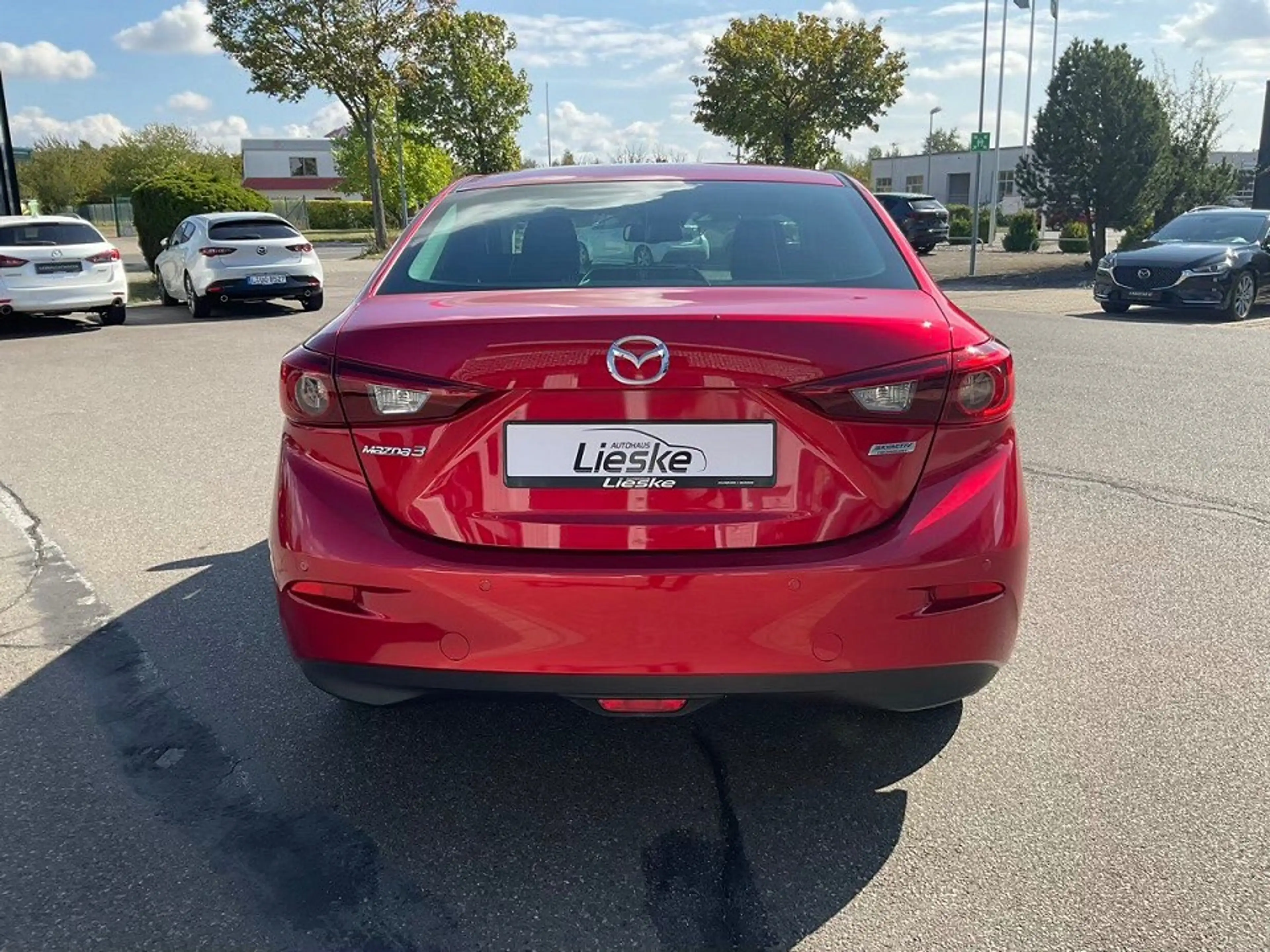 Mazda 3 Limosine — photo 5