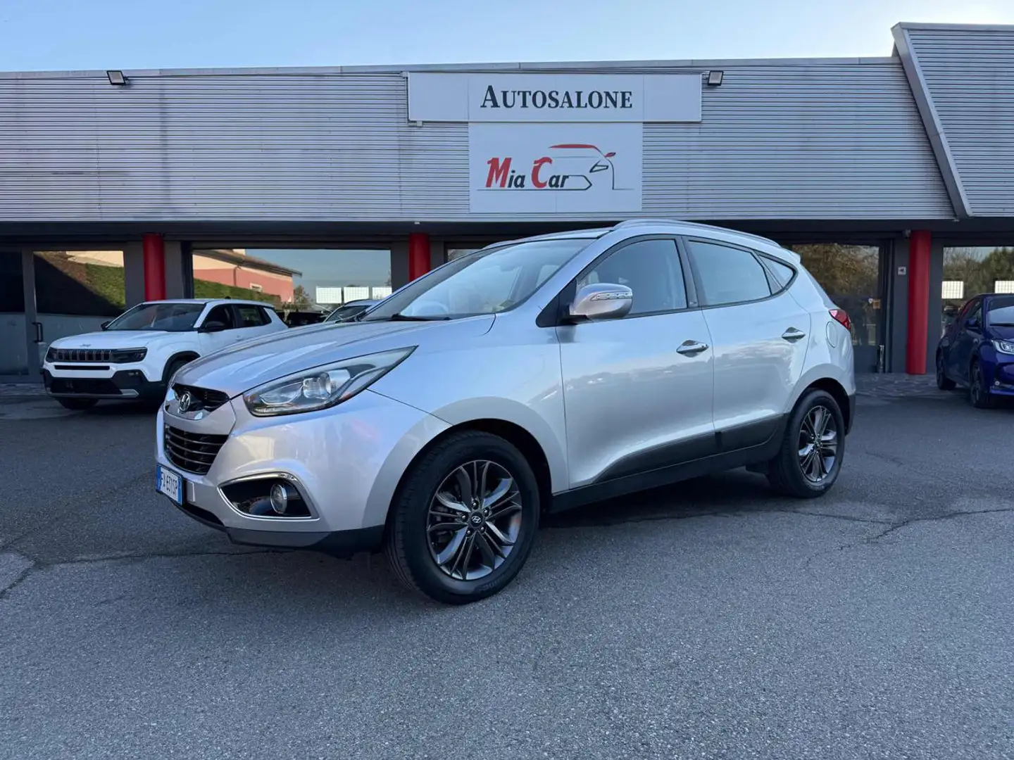 Hyundai iX35 1.7 CRDi 2WD Comfort unico proprietario Grijs - 1
