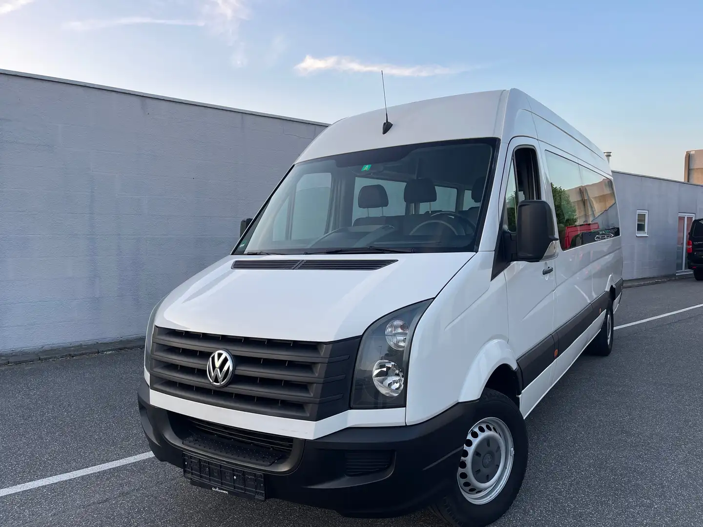 Volkswagen Crafter Crafter 30 TDI 9pl. Wit - 2