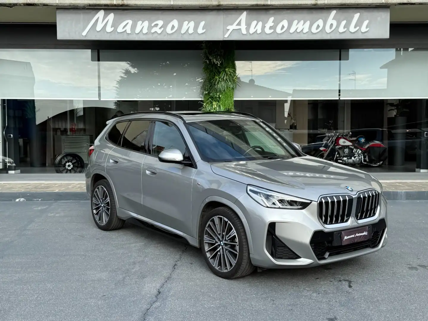 BMW X1 sDrive 18d Msport unico proprietario Grigio - 1