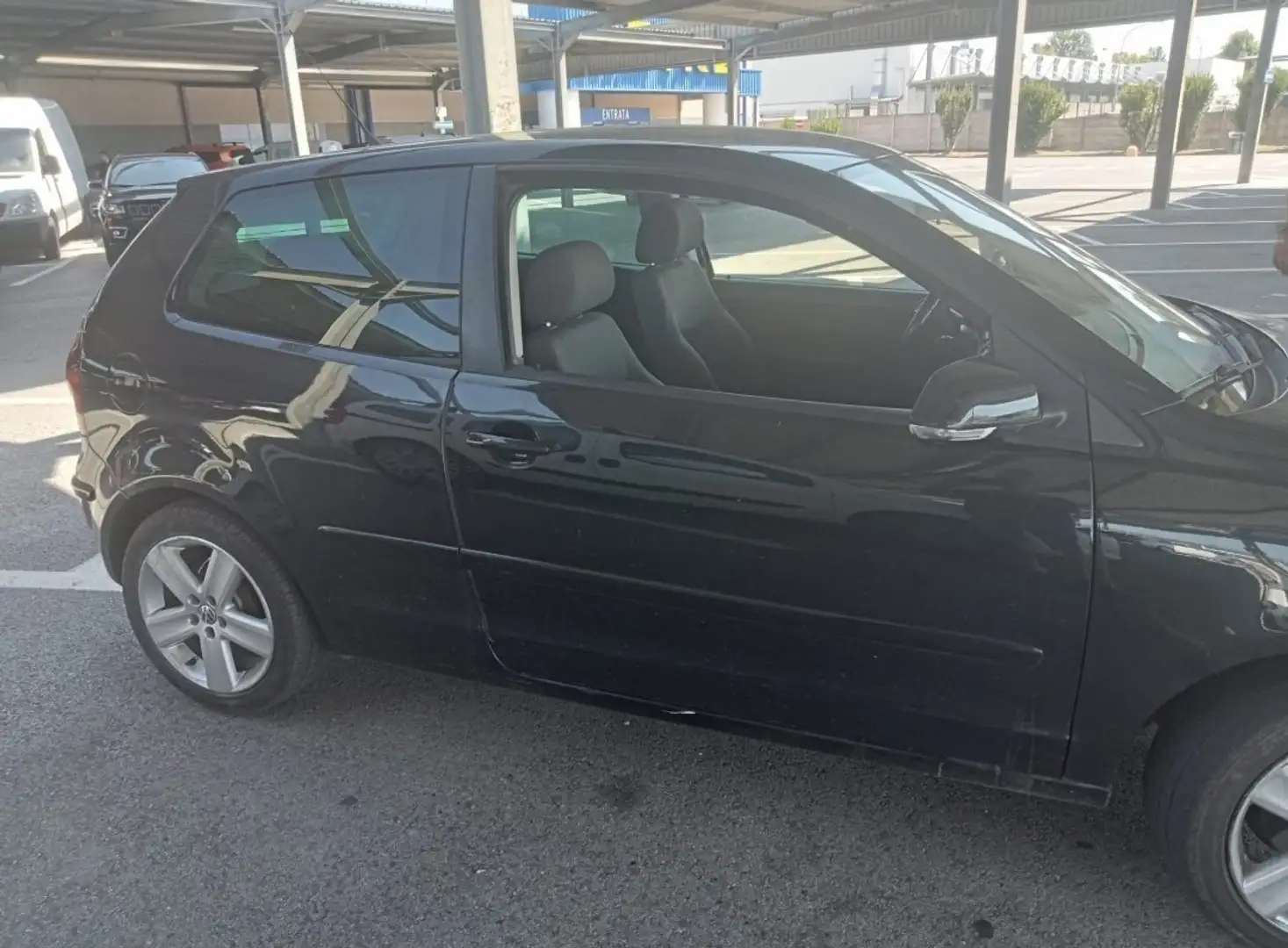 Volkswagen Polo 4p 1.4 tdi Sportline 80cv - 2