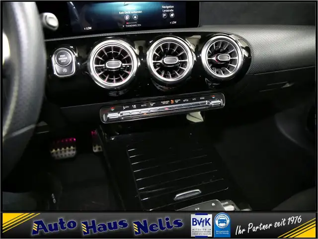 Mercedes-Benz Cla Class view 20